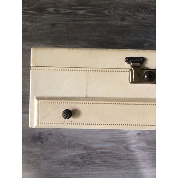 Bond Street Jewelry Box With Red Felt Liner. Vintage - Picture 10 of 16